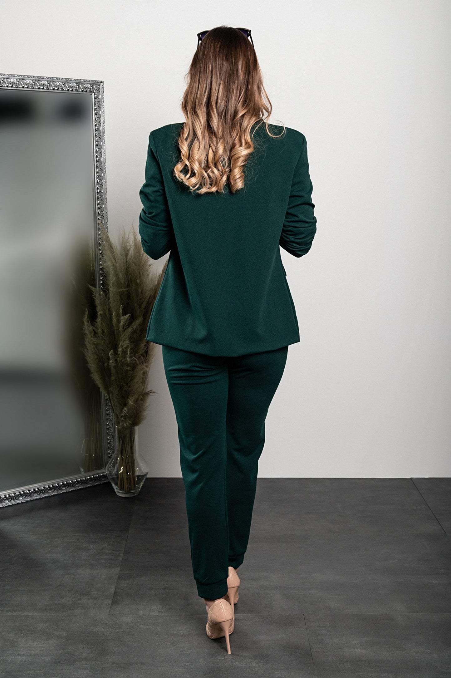 Elegant trousers and blazer set Estrena, green - Trending Products
