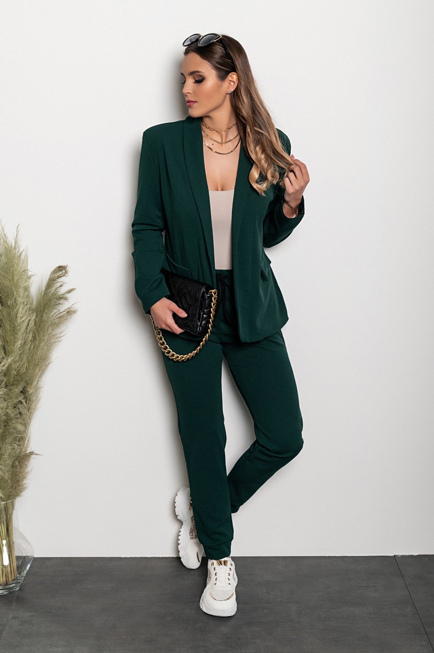 Elegant trousers and blazer set Estrena, green - Trending Products