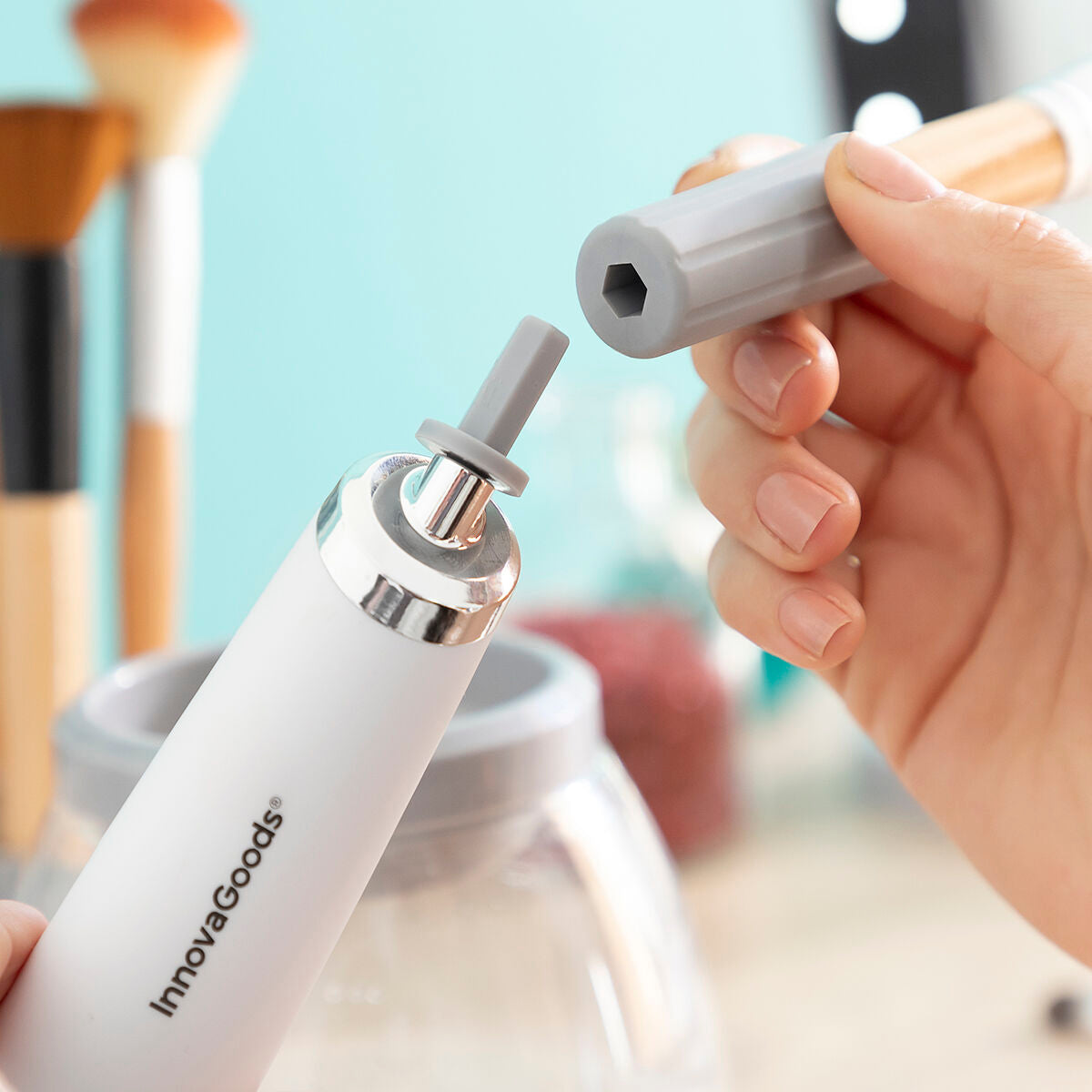 Automatic Make-up Brush Cleaner and Dryer Maklin InnovaGoods - Trending Products 