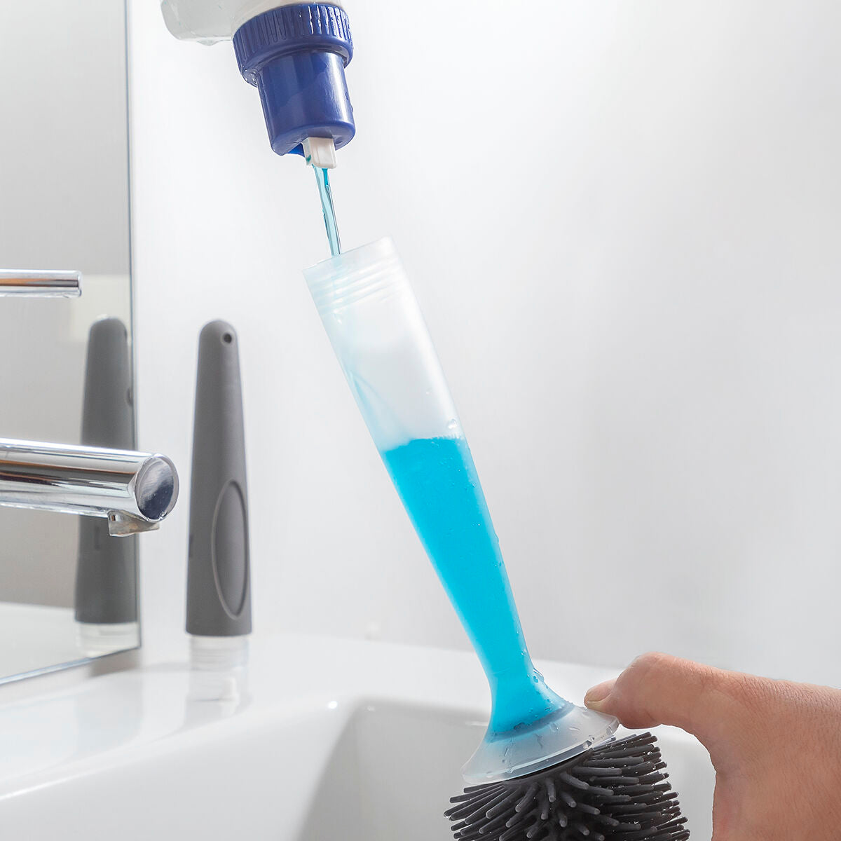 Toilet Brush with Detergent Dispenser Bruilet InnovaGoods - Trending Products 