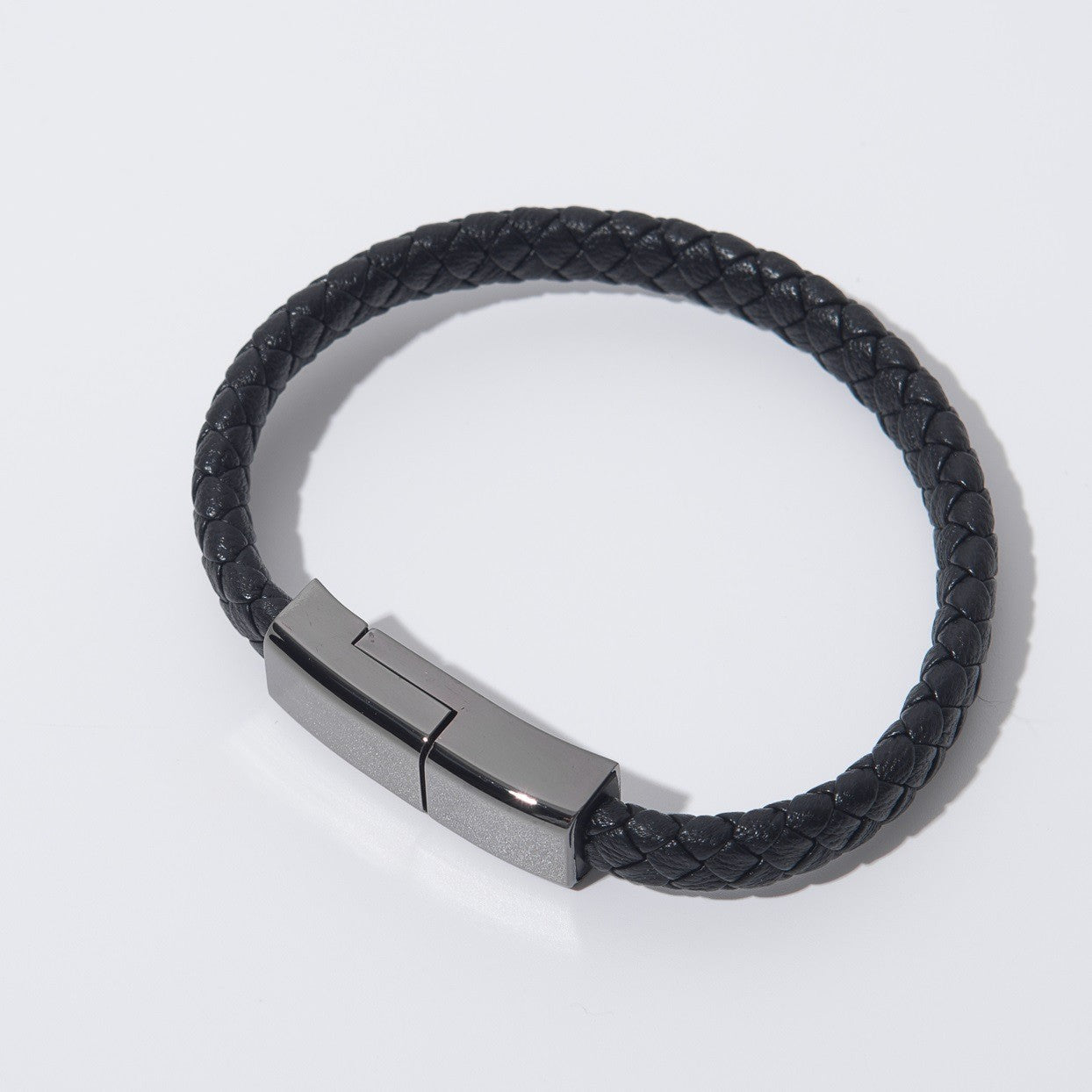 USB Charging Cable Bracelet – Stylish Wearable Data Cord for iPhone, Android & USB-C Devices - Trending Products 